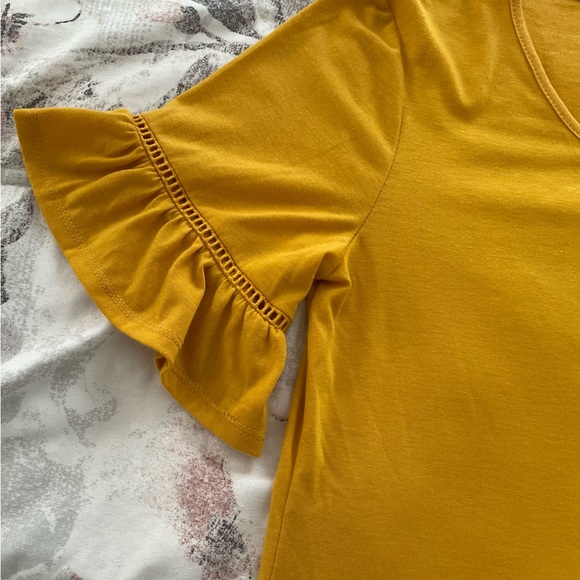 NWT PerSeption Concept mustard yellow bell sleeves front tie blouse, size S boho - Picture 6 of 11